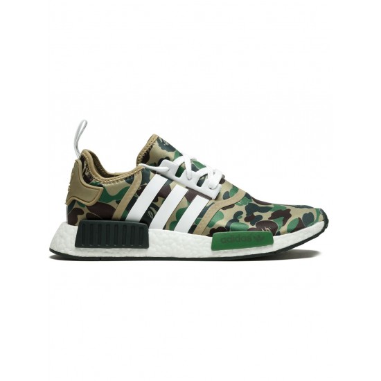 Adidas x BAPE NMD_R1 "Green Camo" sneakers Adidas x BAPE NMD_R1 "Green Camo" sneakers