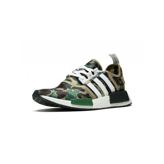Adidas x BAPE NMD_R1 "Green Camo" sneakers Adidas x BAPE NMD_R1 "Green Camo" sneakers