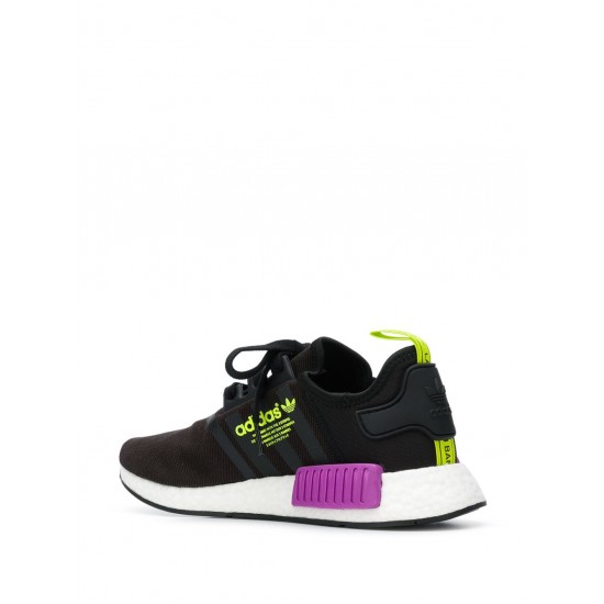 Adidas NMD R1 contrast detail sneakers Adidas NMD R1 contrast detail sneakers