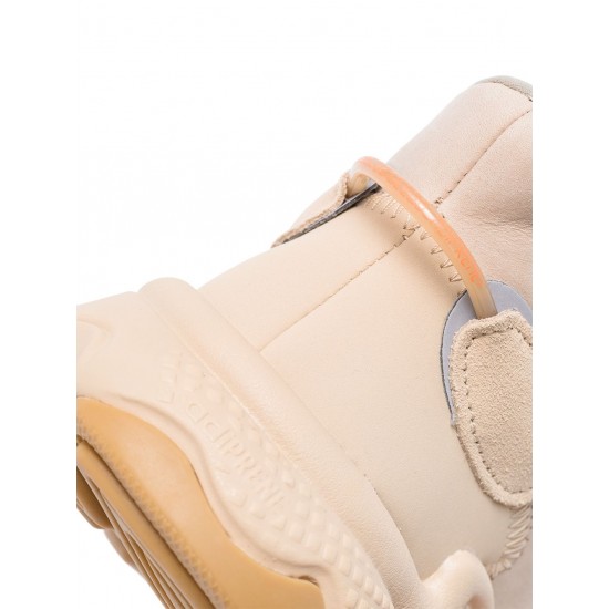 Adidas ozweego sneakers