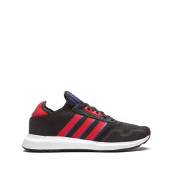 Adidas Swift Run low-top sneakers