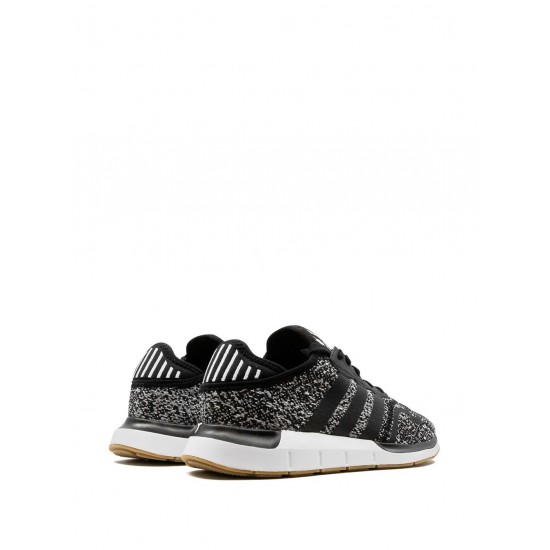 Adidas Swift Run X sneakers