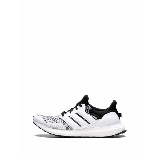 Adidas Sneakersnstuff UltraBoost 1.0 sneakers Adidas Sneakersnstuff UltraBoost 1.0 sneakers
