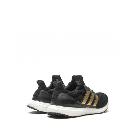 Adidas Ultra Boost 4.0 DNA sneakers