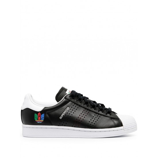 Adidas Superstar low-top leather sneakers