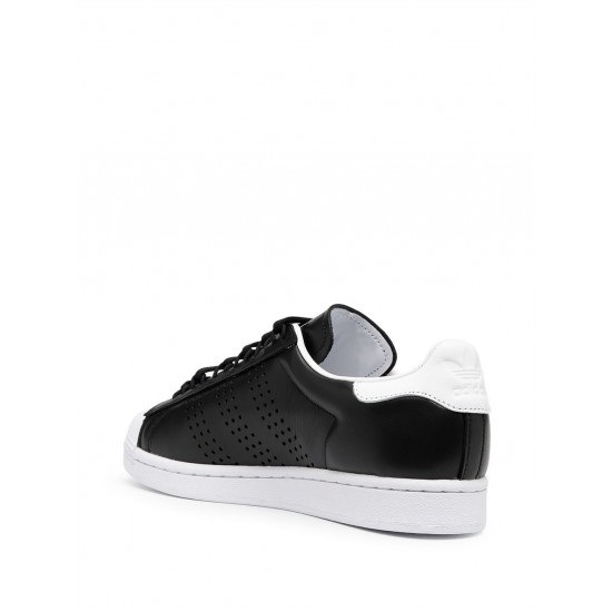 Adidas Superstar low-top leather sneakers