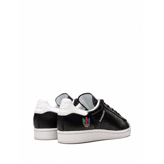 Adidas Superstar low-top leather sneakers