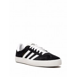 Adidas Gazelle Low Top Sneakers Adidas Gazelle Low Top Sneakers