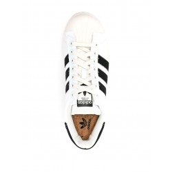 Adidas Classic three stripes sneakers