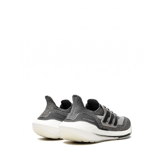 Adidas Ultraboost 21 sneakers