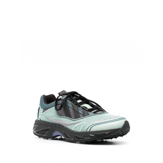 Adidas IF2421 low-top sneakers