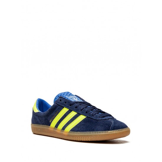 Adidas Hochelaga Spezial suede sneakers