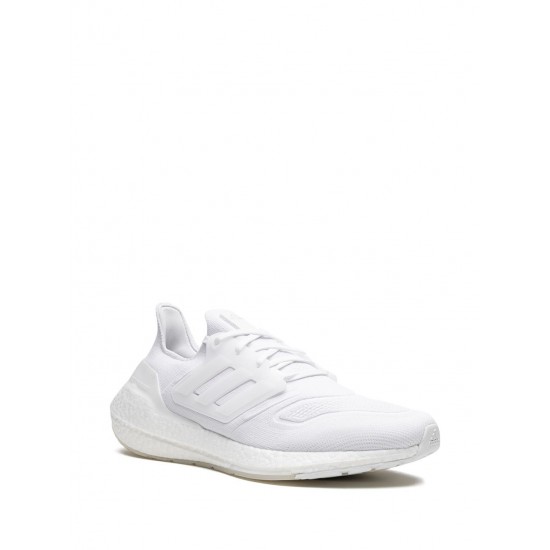 Adidas Ultraboost 22 low-top sneakers