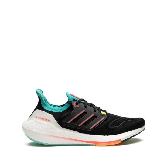 Adidas Ultraboost 22 low-top sneakers