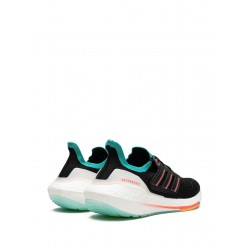 Adidas Ultraboost 22 low-top sneakers