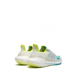 Adidas Ultraboost 22 low-top sneakers
