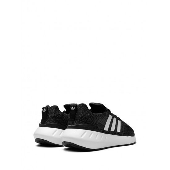 Adidas Swift Run 22 Core Black Sneakers
