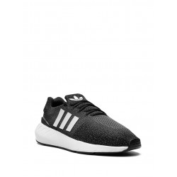 Adidas Swift Run 22 Core Black Sneakers