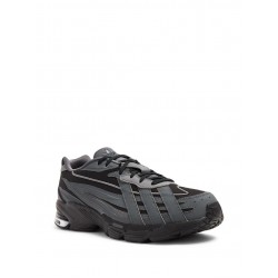 Adidas Orketro three-stripe logo sneakers