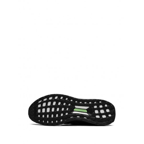 Adidas "Ultra Boost 5.0 DNA ""Triple Black"" sneakers"