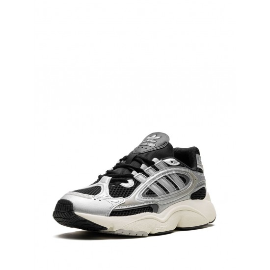 Adidas Ozmillen contrast-panelling sneakers Adidas Ozmillen contrast-panelling sneakers