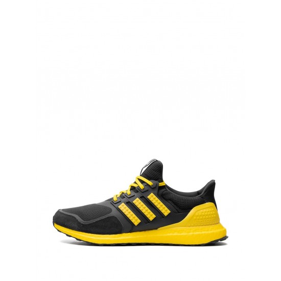 Adidas x Lego Ultraboost DNA "Core Black/Yellow/Core Black" sneakers