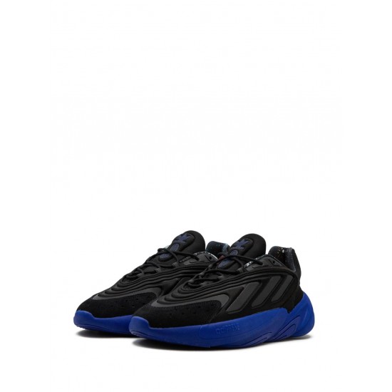 Adidas Ozelia panelled sneakers Adidas Ozelia panelled sneakers