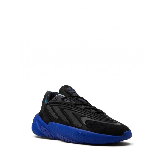 Adidas Ozelia panelled sneakers Adidas Ozelia panelled sneakers