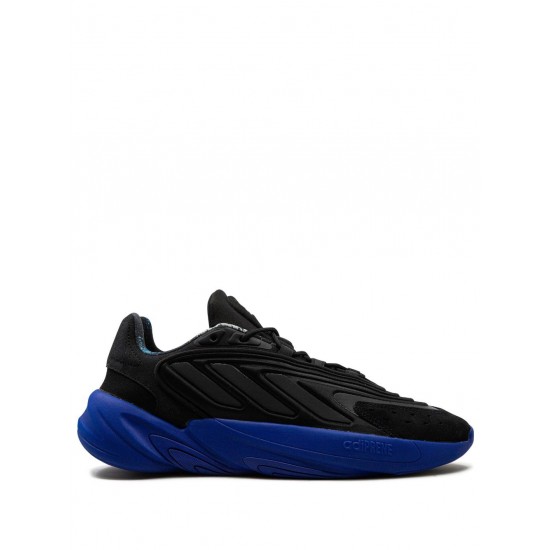 Adidas Ozelia panelled sneakers Adidas Ozelia panelled sneakers