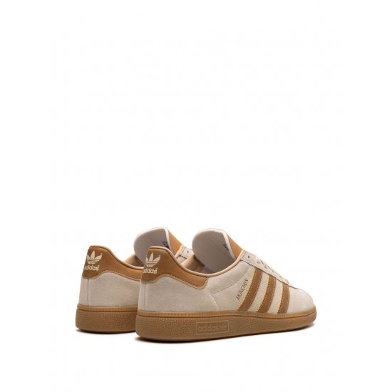 Adidas Munchen Mesa Gum Sneakers Adidas Munchen Mesa Gum Sneakers
