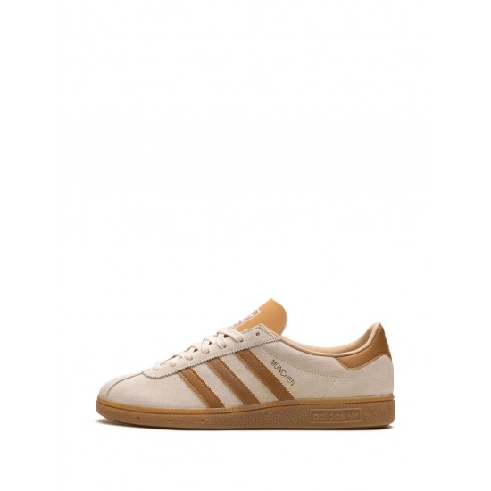 Adidas Munchen Mesa Gum Sneakers Adidas Munchen Mesa Gum Sneakers