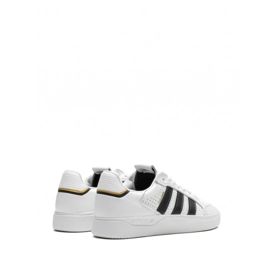 Adidas Tyshawn Low "King of New York" sneakers Adidas Tyshawn Low "King of New York" sneakers