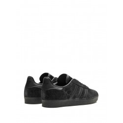 Adidas Gazelle Triple Black sneakers