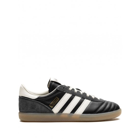 Adidas x Sneakersnstuff Samba JP sneakers