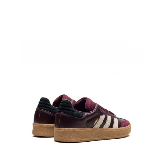Adidas Samba XLG Maroon sneakers Adidas Samba XLG Maroon sneakers