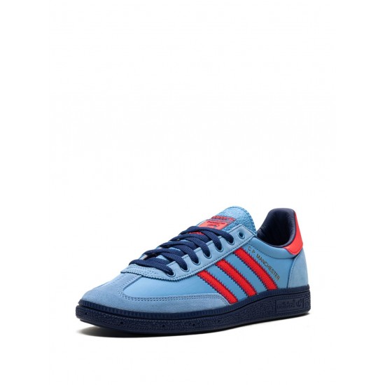 Adidas Manchester sneakers
