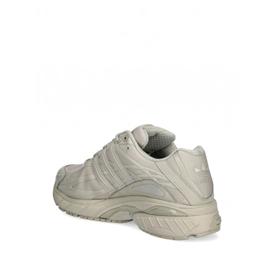 Adidas Adistar Cushion sneakers
