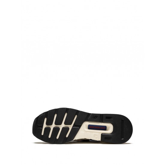 New Balance Bodega sneakers