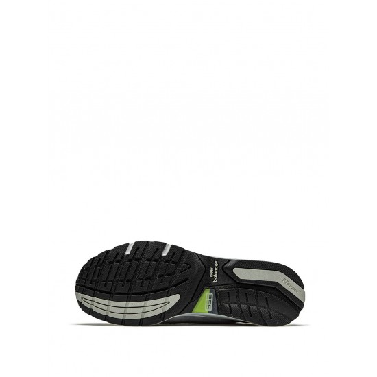 New Balance M992TQ low-top sneakers