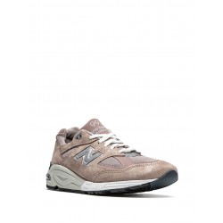 New Balance x Kith 990v2 "Dusty Rose" sneakers