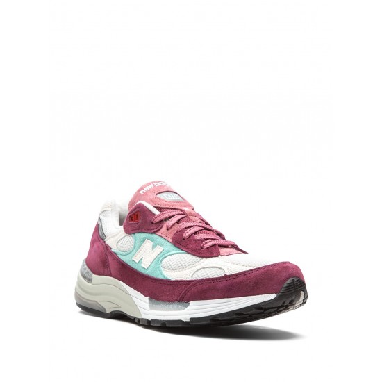 New Balance x Ronnie Fieg 992 "Kithmas - Burgundy" sneakers