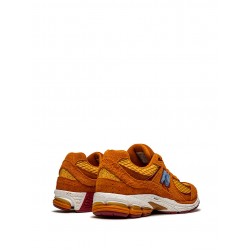 New Balance 2002R Low-top sneakers