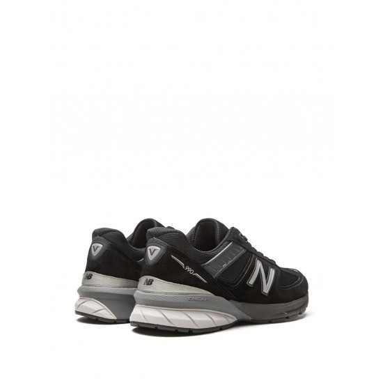 New Balance M990 "Black/Silver" sneakers