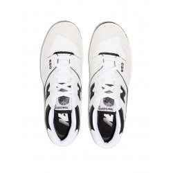 New Balance 550 low-top sneakers