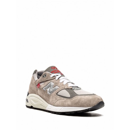 New Balance Made in US 990 v2 sneakers