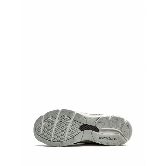 New Balance x Levi's 990V3 sneakers