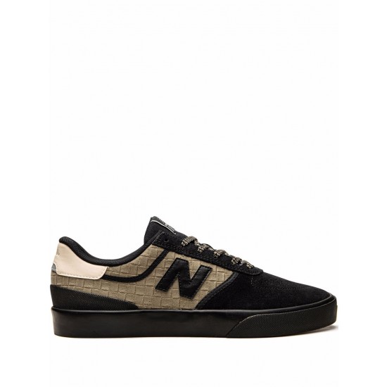 New Balance 272 low-top sneakers