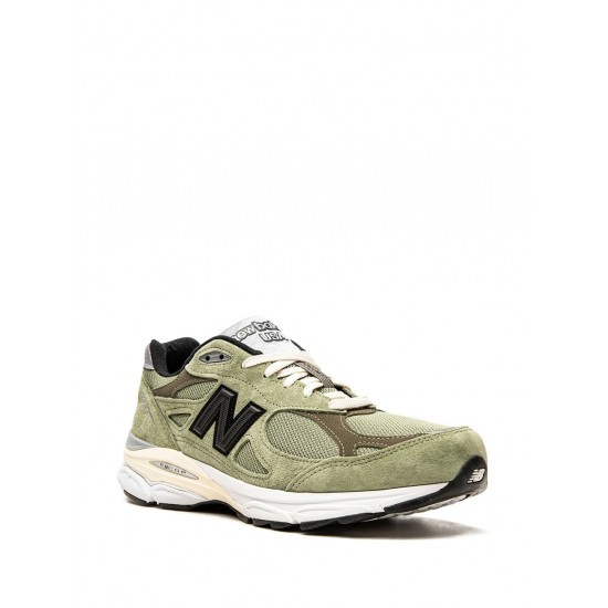 New Balance 990 V3 Low-Top Sneakers New Balance 990 V3 Low-Top Sneakers