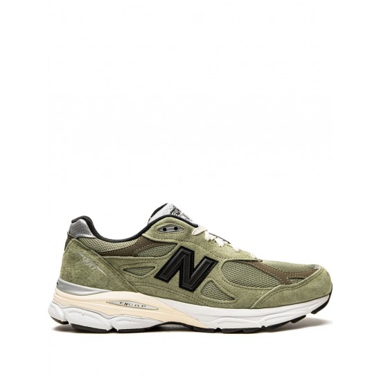 New Balance 990 V3 Low-Top Sneakers New Balance 990 V3 Low-Top Sneakers