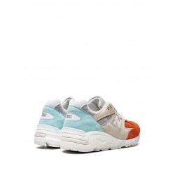 New Balance M990 V2 sneakers